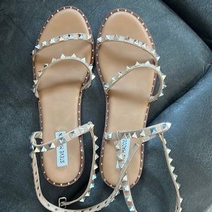Steve Madden sandals! Size 11